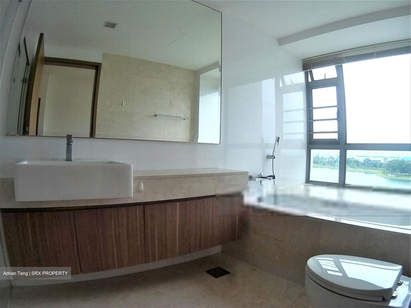 Waterfront Waves (D16), Condominium #632986031